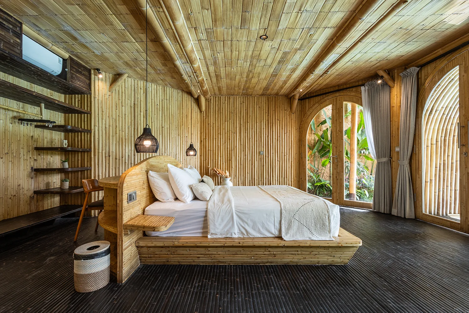 Arch Villa gallery image 4