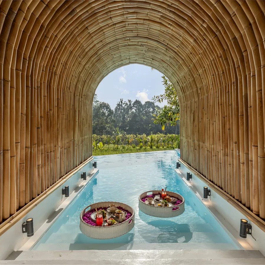 Arch Villa mobile gallery 3